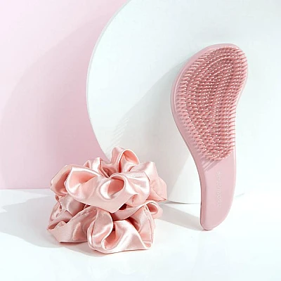 Brushworks Detangling Brush and Scrunchie Set 