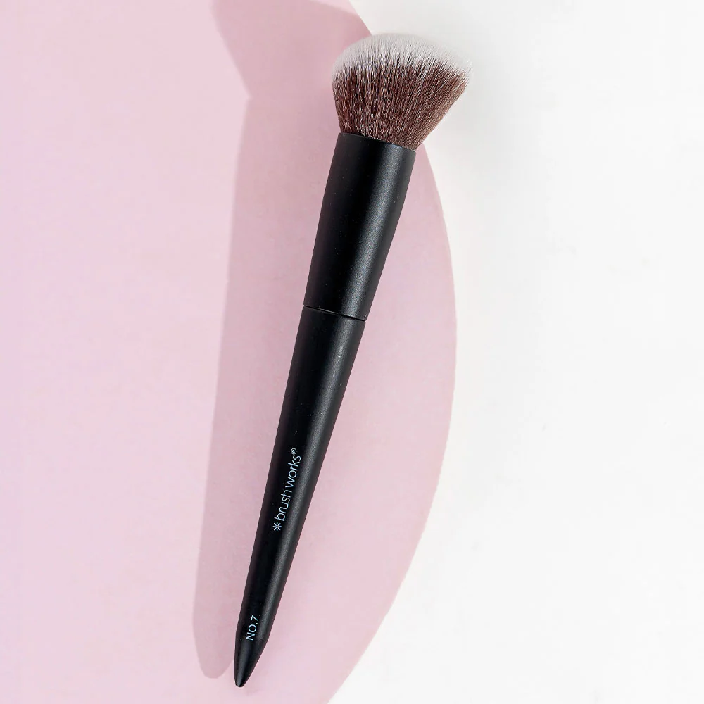 Brushworks no.7 angled blush brush